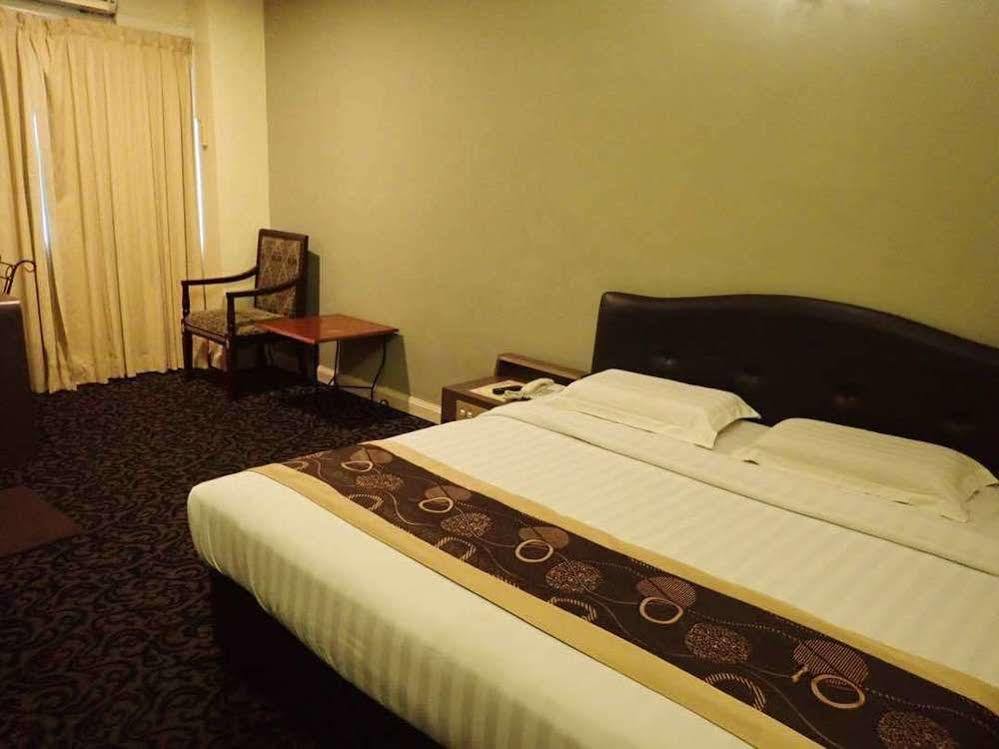 Greenlast Hotel Kuantan Exterior photo